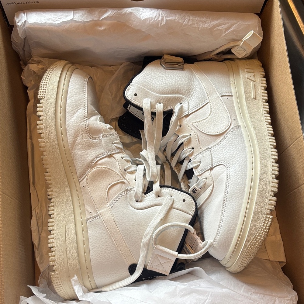 Air Force 1s White High-Top Utility 2.0 Sneaker